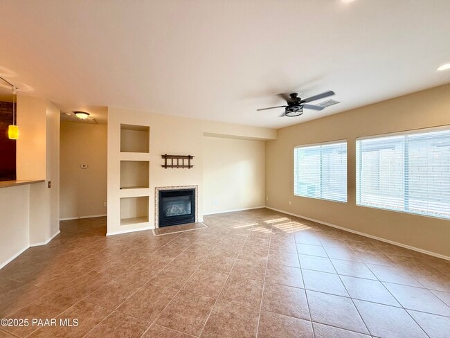 Building Photo - 12668 E Viento St