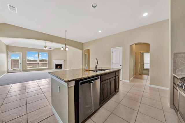 Building Photo - 3712 Alder Dr