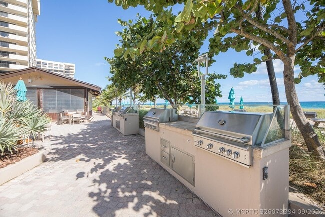 Building Photo - 5100 N Ocean Blvd