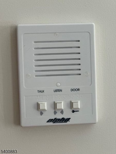 Building Photo - 31 Morrell St