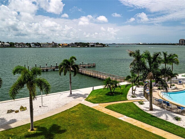 Building Photo - 5108 Brittany Dr S