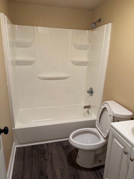 Building Photo - 772 Fremont St