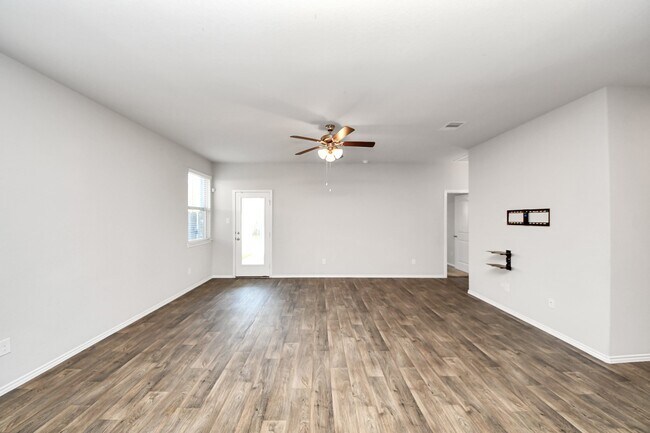 Building Photo - 21234 Bellaria Summit Trail
