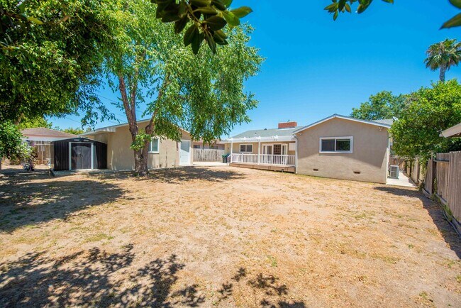 Building Photo - Welcome to Newport Beach