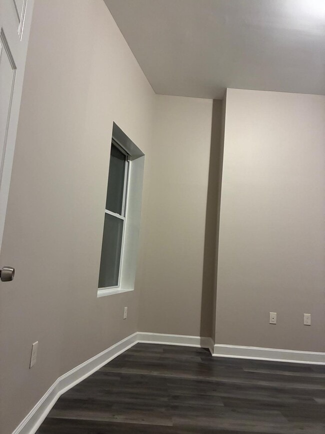 Building Photo - 2226 Callow Ave