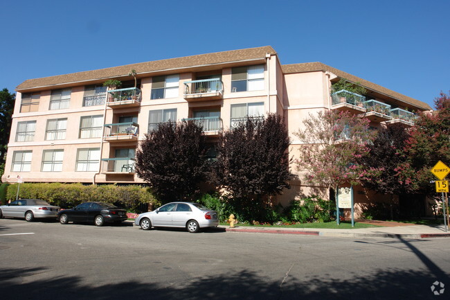 Valleyheart Drive Apartments - 13100 Valleyheart Dr Studio City CA ...