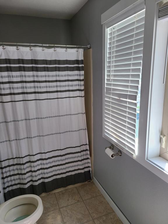 Building Photo - 389 Yasek Loop