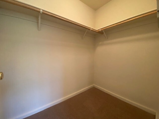 Building Photo - Beautiful and spacious 3-bedroom, 2.5-bath...