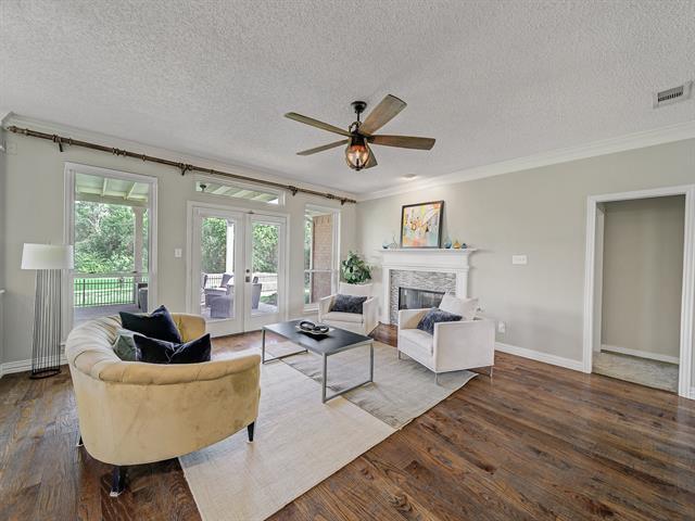 Building Photo - 520 Layton Dr