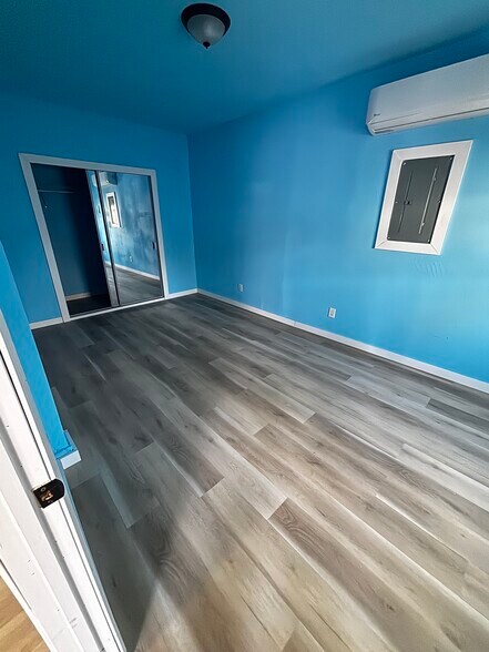 Building Photo - 26 Kingwood Gardens Dr