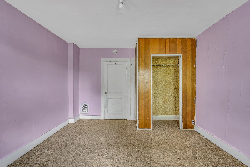 Building Photo - 608 S Webster Ave