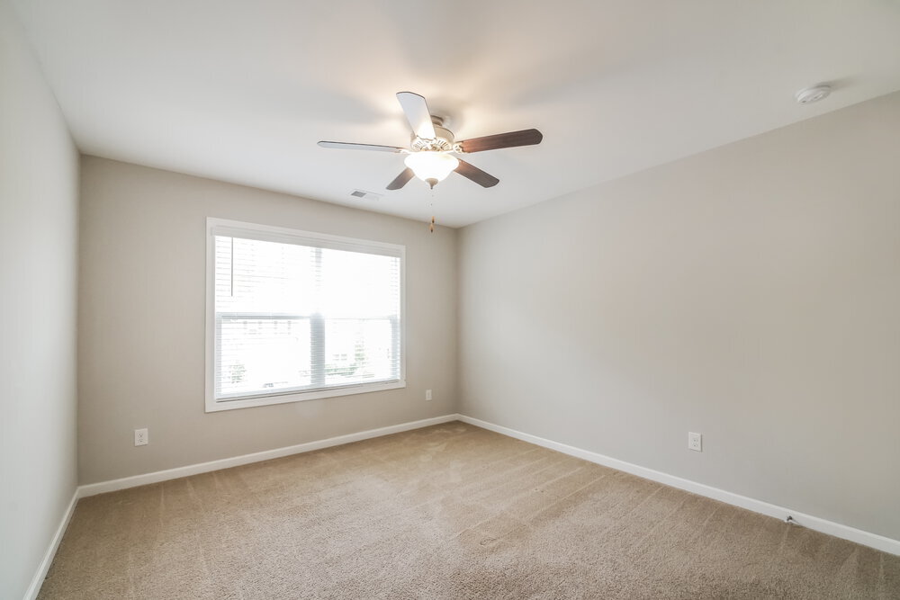 Building Photo - 314 Lenore Ct