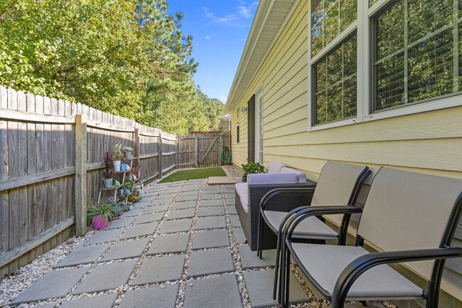 Building Photo - 155 Nautico Way