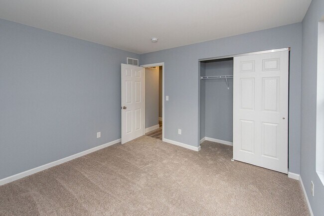 Building Photo - College Hill- New Construction! Stunning 3...