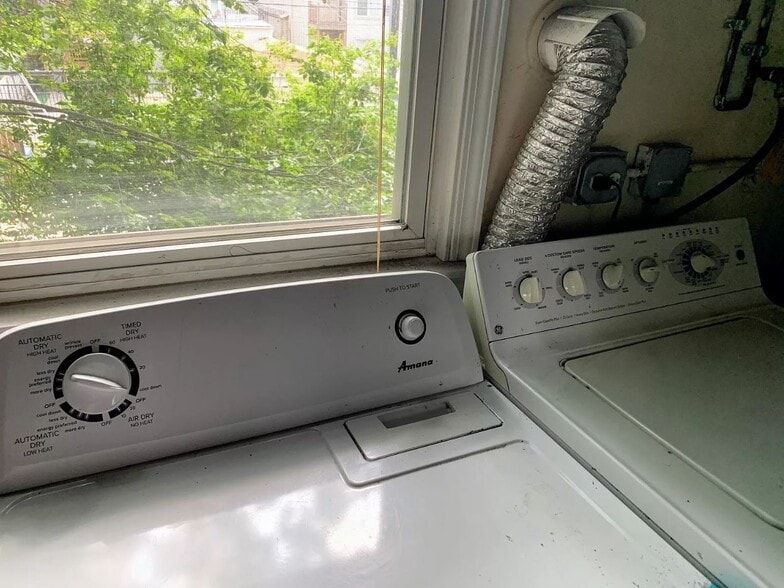 Building Photo - 1409 North Campbell Avenue