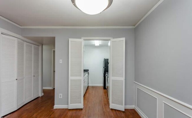 Building Photo - 1 bedroom in Houston TX 77056