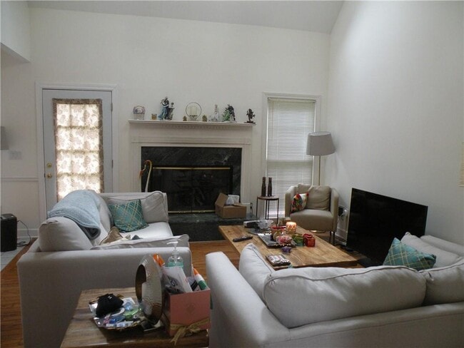 Building Photo - 2702 Bridgegate Cove NE