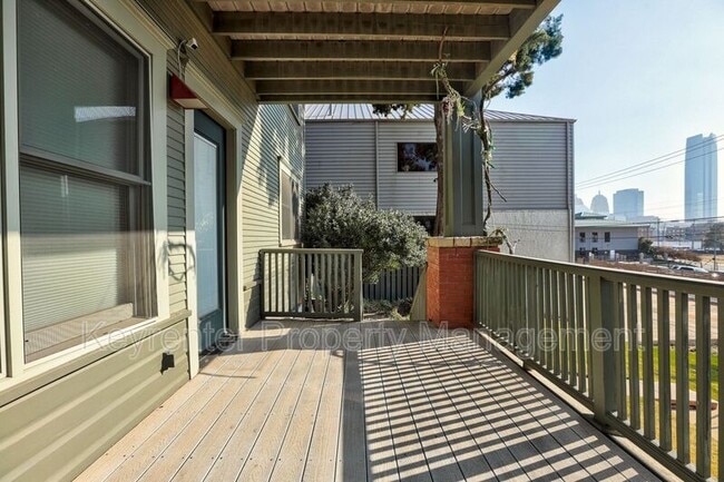 Building Photo - 812 NW 7th St