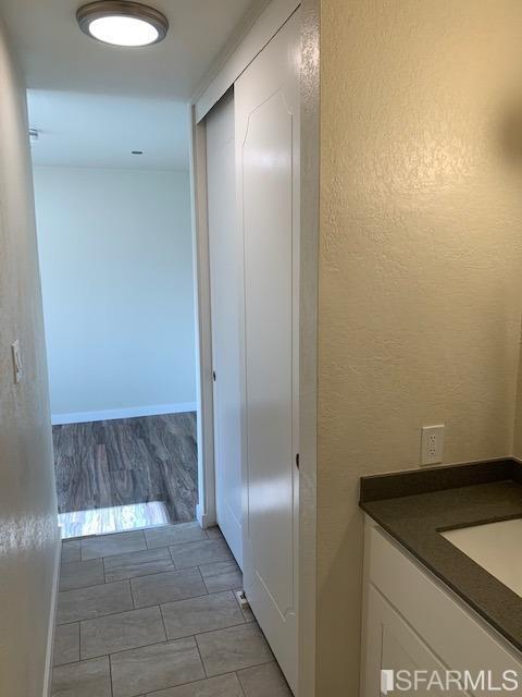 Building Photo - 1090 Main St