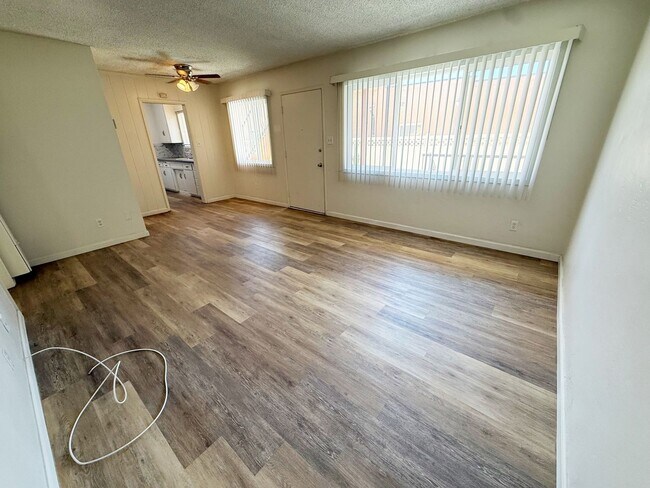 Building Photo - 4348 - 4352 1/2 McClintock St