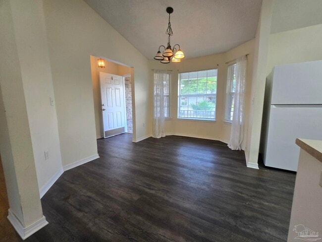 Building Photo - 4873 La Casa Cir