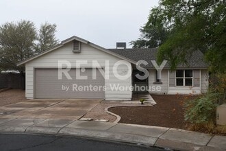 Building Photo - Updated 3 Br 2 Ba 2 Cg Home Near Gilbert Rd and Guadalupe Rd in Gilbert