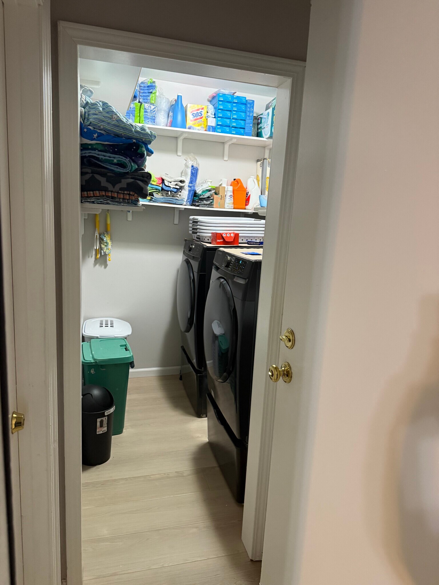 Building Photo - 13907 Hawick Dr