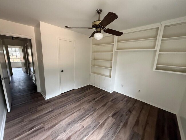 Building Photo - 2333 Burgett Rd