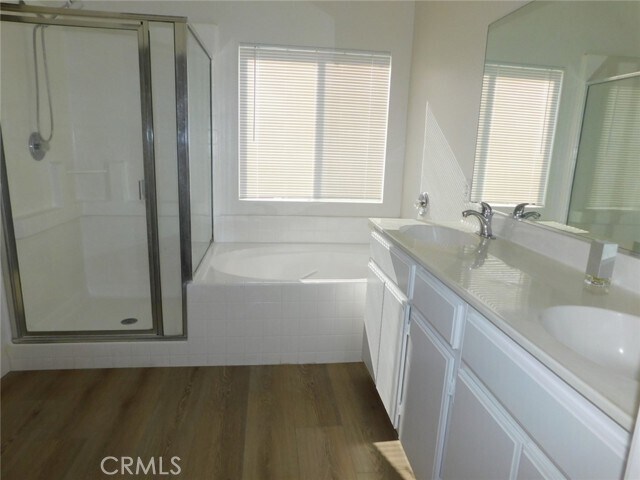 Building Photo - 11765 Winewood St