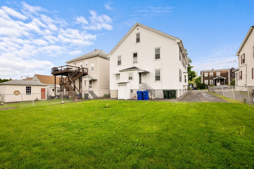 Building Photo - 629 Wood St