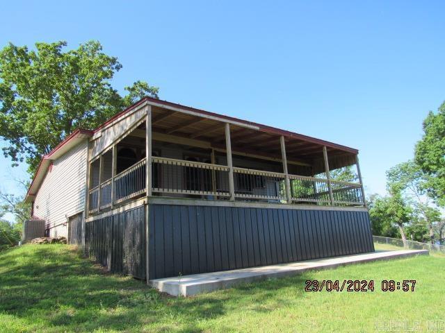 Building Photo - 215 Adams Lake Rd