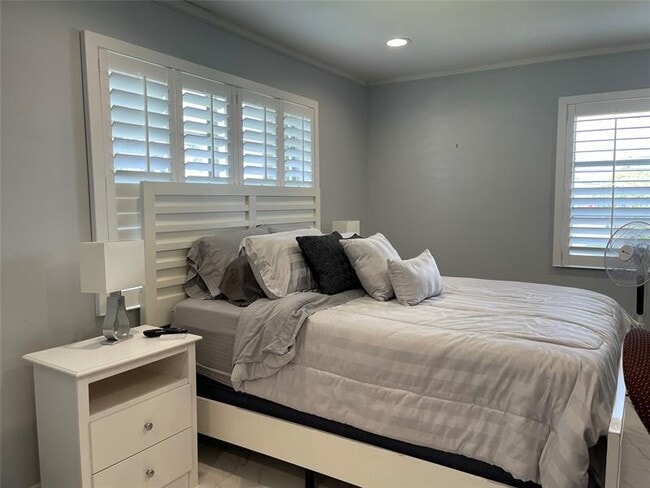 Building Photo - 5388 Privet Pl