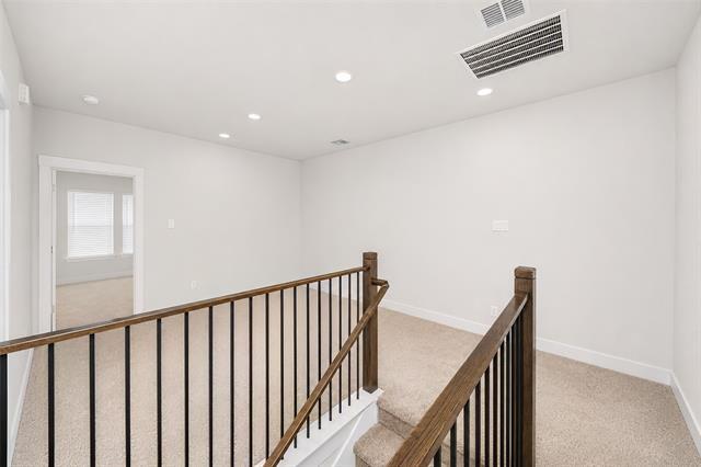 Building Photo - 8816 Enclave Wy