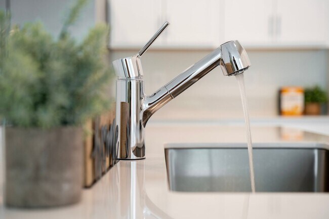 Building Photo - 3 Bedrrom 2 bathroom + Office-Brand-New Luxury Living in Rivington – DeBary, FL