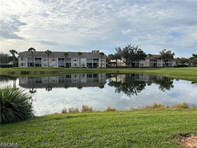 Building Photo - 20726 Country Barn Dr