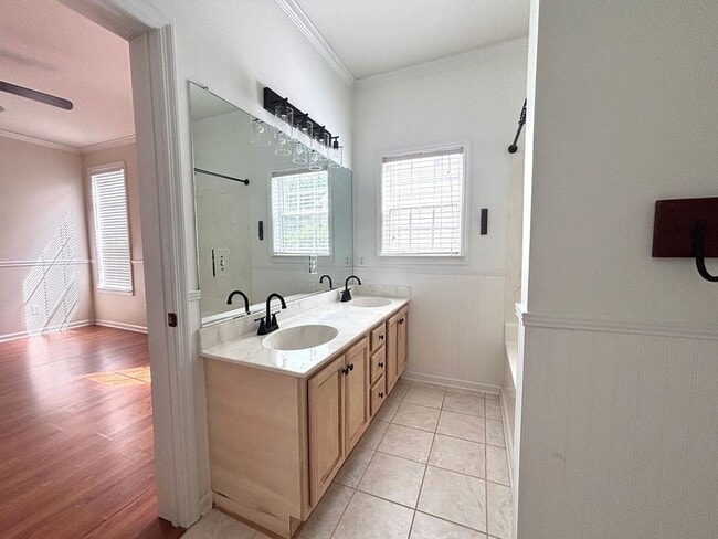 Building Photo - Available now. Great 3 BR/2.5 BA Home Avai...