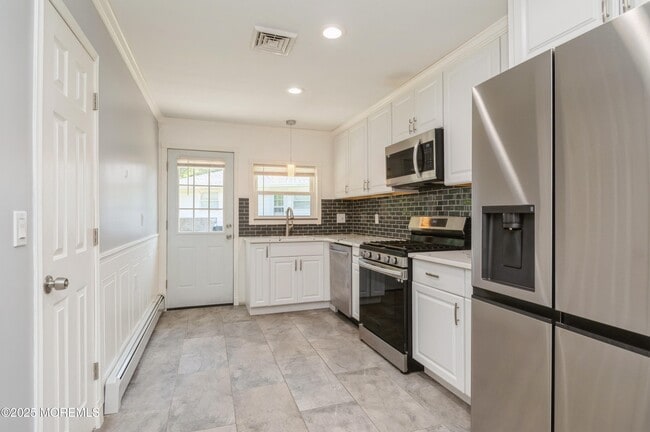 Building Photo - 11 St Pierri Ct