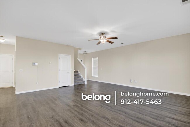 Building Photo - 98 Crystal Lake Dr