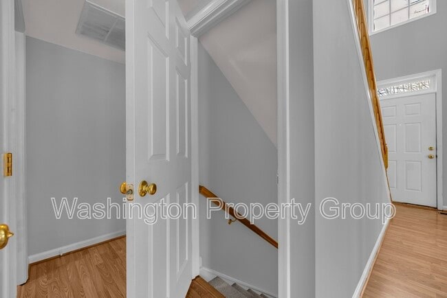 Building Photo - 43654 Kenai Ct