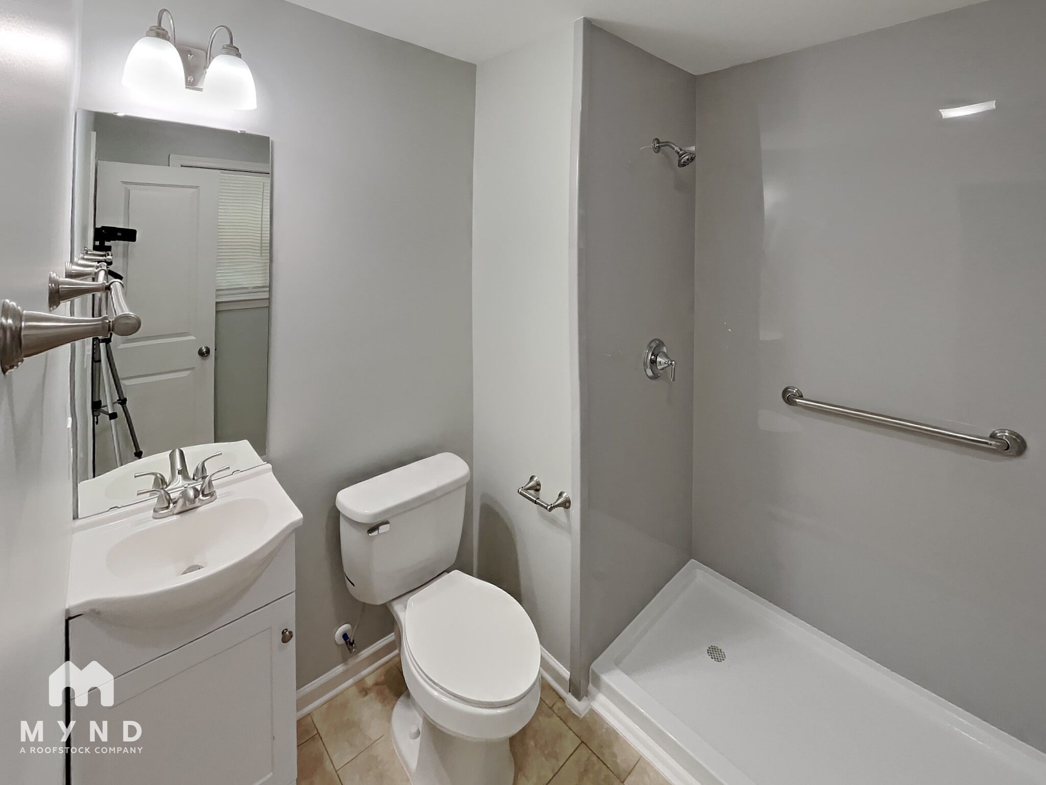 Building Photo - 1848 Haynes Ave