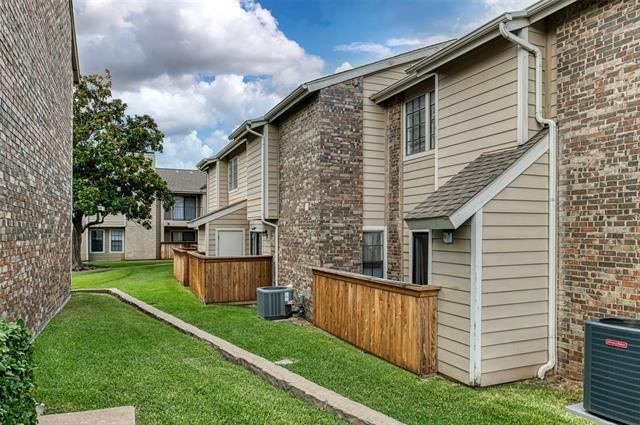 Building Photo - 4748 Old Bent Tree Ln