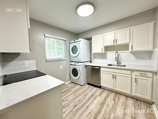Primary Photo - 1132 W 41st Terrace