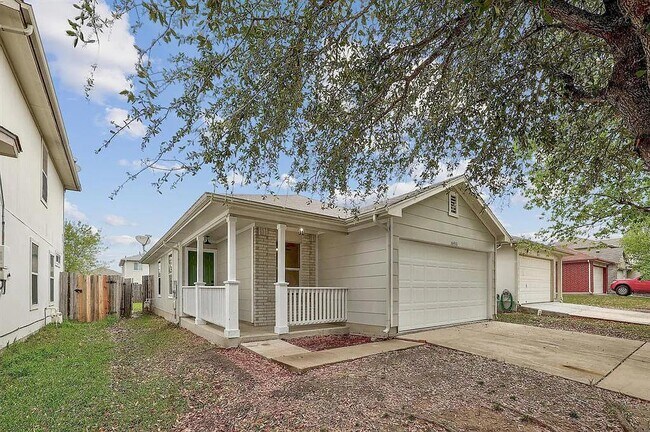 Building Photo - 16816 Jaron Dr