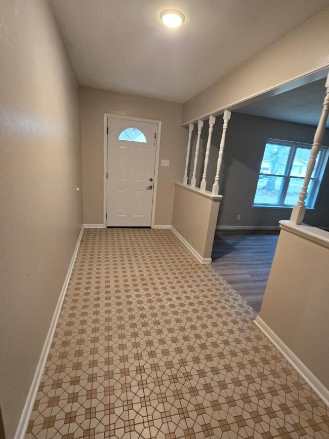 Building Photo - 7210 Headlee Rd