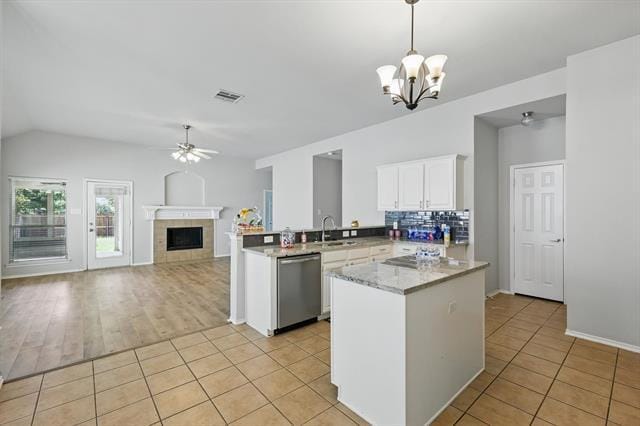 Building Photo - 909 Whisper Ln