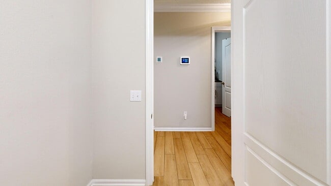 Building Photo - 15790 Whitebark Dr