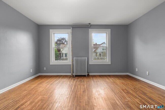 Building Photo - 38 Beacon St