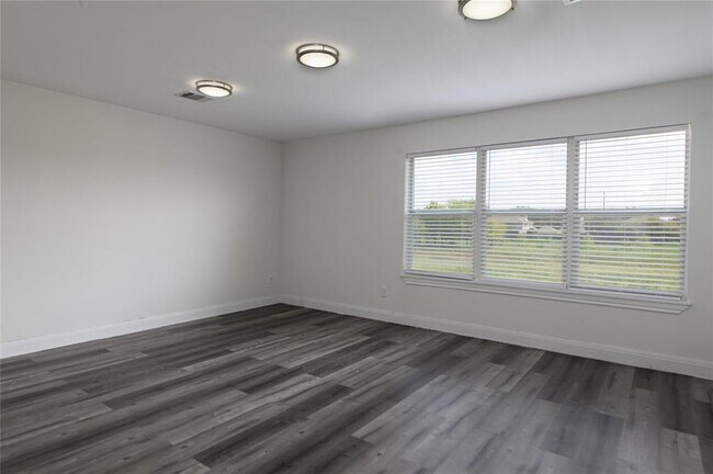 Building Photo - 12407 Urban Dale Ct