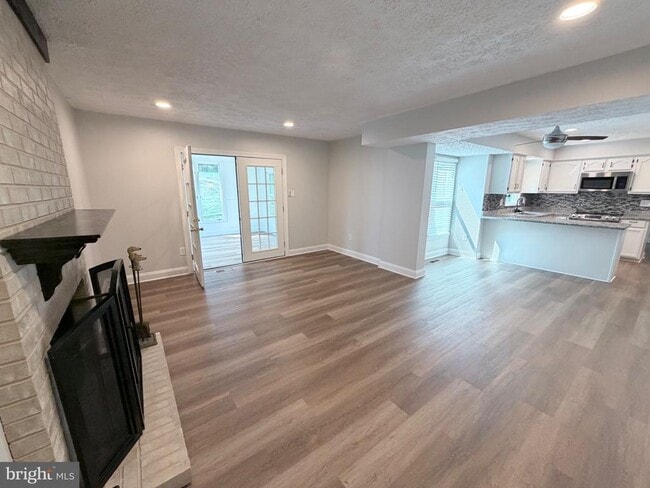 Building Photo - 917 Cypress Point Cir