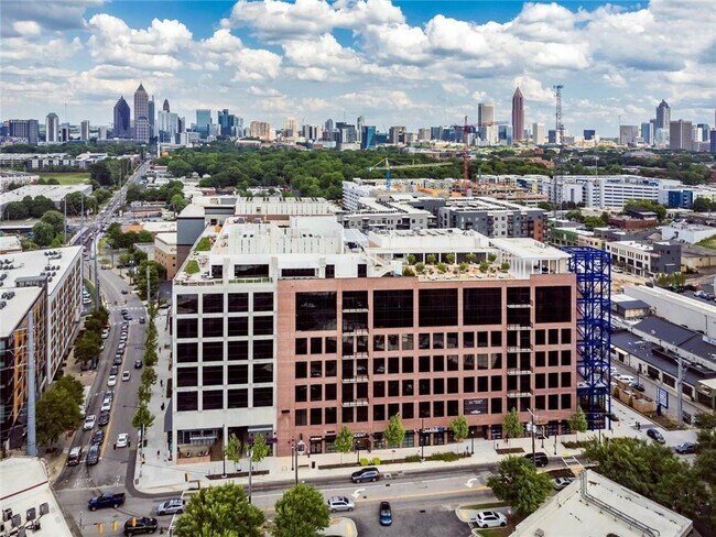 Building Photo - 1300 Chelsea Cir NW